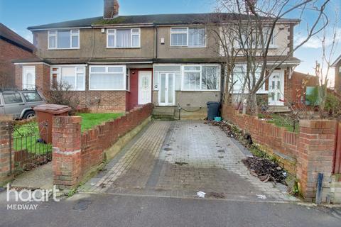 3 bedroom terraced house for sale - Hawthorn Road, Rochester