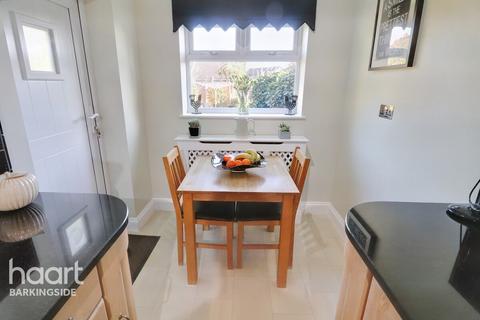 19 Penrith Road, Ilford, IG6 3DA