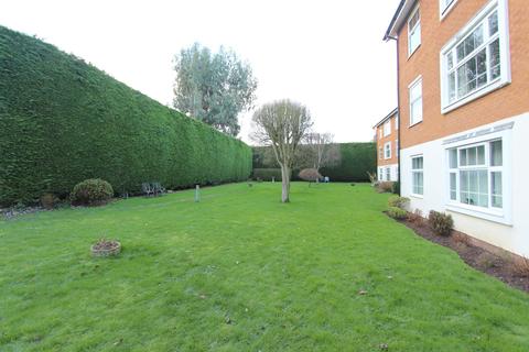 2 bedroom flat for sale - Starbold Crescent, Knowle, B93