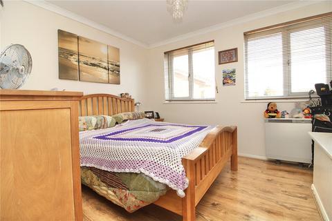22 Blake Avenue, Shotley Gate, Ipswich, IP9 1RL