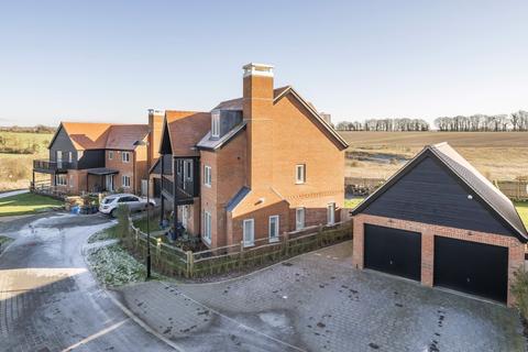 5 bedroom detached house for sale - Cobbe Close, Winchester, Hampshire, SO22