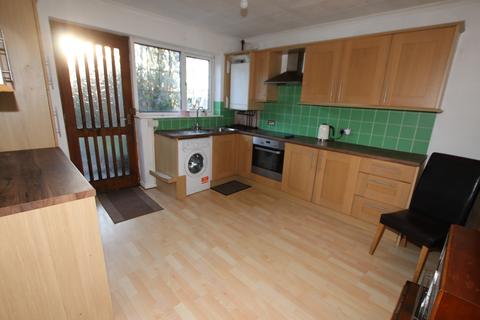 72 Bar Lane, Mapplewell, Barnsley, S75 6DE