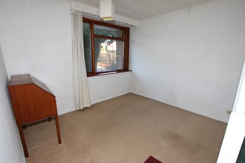 72 Bar Lane, Mapplewell, Barnsley, S75 6DE