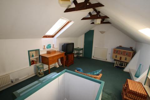 72 Bar Lane, Mapplewell, Barnsley, S75 6DE