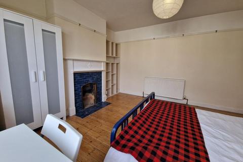 4 bedroom house to rent, Canfield Road, Brighton BN2