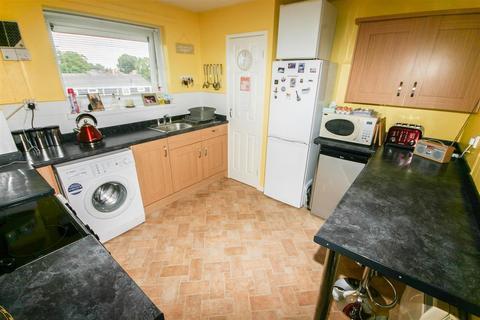 120 Howards Grove, Shirley, Southampton, SO15 5PW