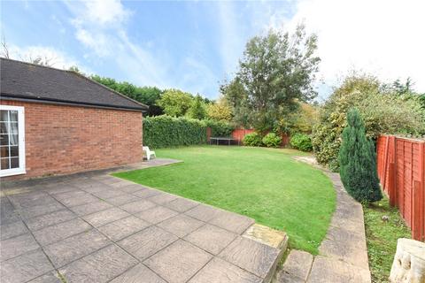 4 bedroom detached house to rent, Brooklands Road, Weybridge, KT13