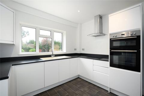 4 bedroom detached house to rent, Brooklands Road, Weybridge, KT13