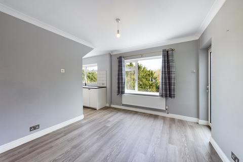 121 Cherry Tree Road, Beaconsfield, HP9 1BD
