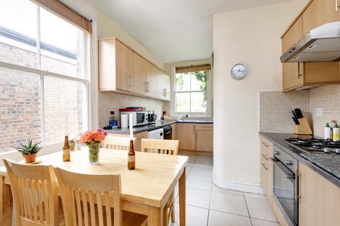 2 bedroom apartment for sale, Hargrave Road, London N19