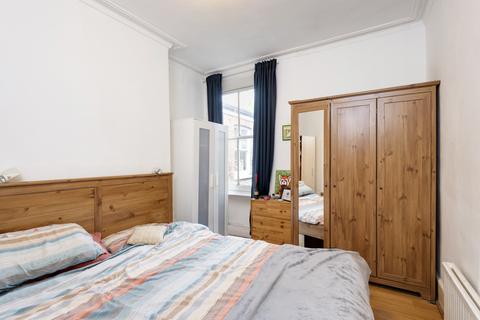 2 bedroom apartment for sale, Hargrave Road, London N19