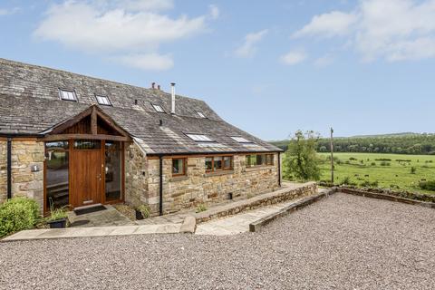 3 bedroom barn conversion for sale - 1 Peggies Barn, Maulds Meaburn, Penrith, Cumbria, CA10 3HU