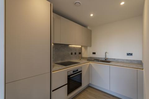2 bedroom penthouse to rent, The Colmore, Snow Hill Wharf, Shadwell Street, Birmingham, B4