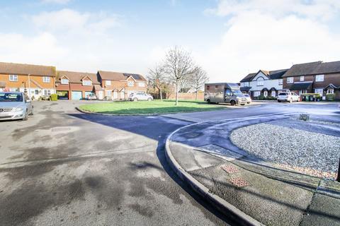 17 Harvester Close, Middleleaze, Swindon, SN5 5GJ