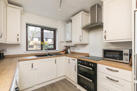 38 Honeysuckle Close, Winchester, SO22 4QQ