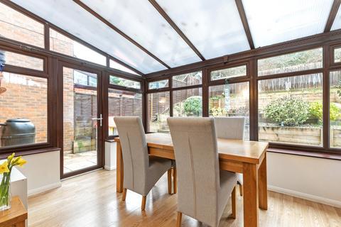 38 Honeysuckle Close, Winchester, SO22 4QQ