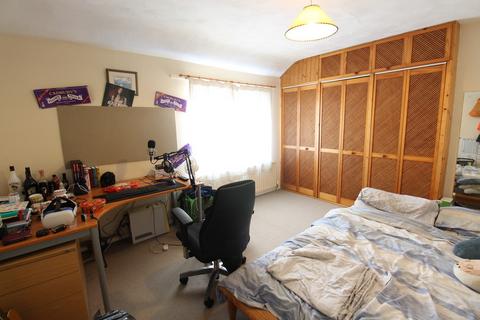 4 bedroom semi-detached house to rent, Broadlands Road, Southampton