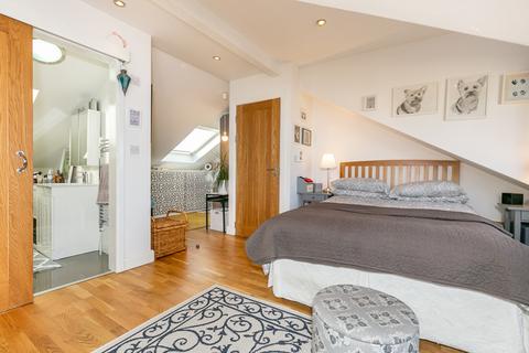 2 bedroom apartment for sale - Strode Road, London