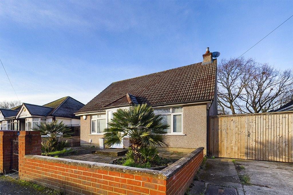 Linden Avenue, Ruislip, HA4 2 bed bungalow for sale £499,950