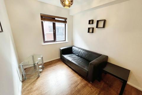 1 bedroom apartment to rent, Chantrell Court, Leeds