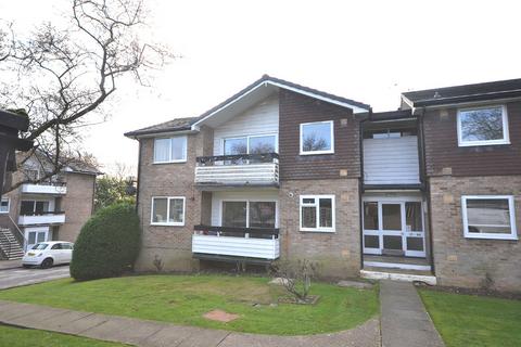 1 bedroom apartment to rent, Cedar Court, Epping