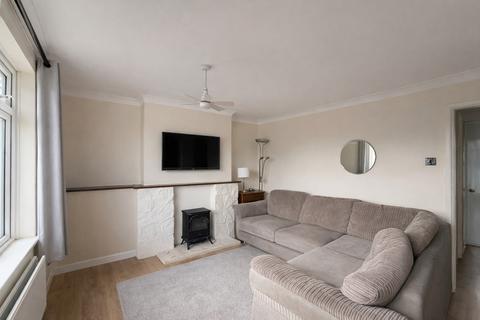 3 bedroom terraced house to rent, Southbourne Avenue, Holbury