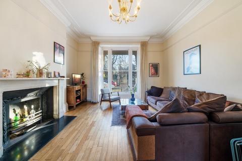 Flat 2, 71 High Street, London, N8 7QB