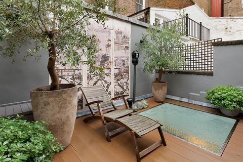 3 bedroom mews for sale, Petersham Mews, London SW7