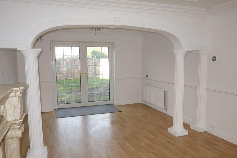 Aldridge Road, Middlesbrough 3 bed semidetached house £650 pcm (£150 pw)