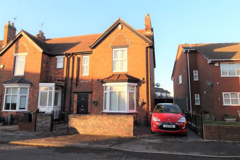 Beechtree Road, Walsall Wood, WS9 9LW 3 bed semidetached house £280,000