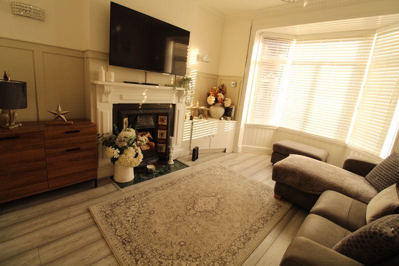 Beechtree Road, Walsall Wood, WS9 9LW 3 bed semidetached house £280,000