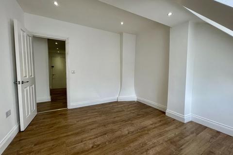 1 bedroom apartment to rent, Windsor Street, Uxbridge,UB8