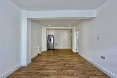 undefined, Windsor Street, Uxbridge,UB8