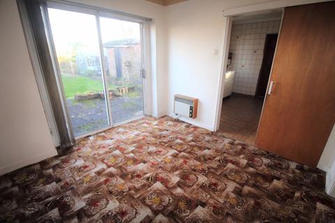 3 bedroom semi-detached house for sale - Stuart Way, Wrexham