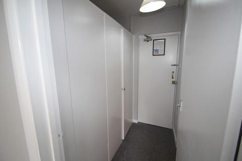 Studio to rent - The Approach, Orpington, Kent, BR6 0SH