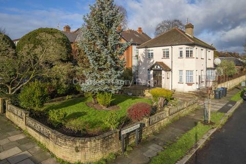 4 bedroom detached house for sale - Bush Hill Road, Winchmore Hill, N21