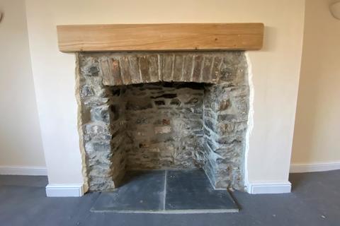 2 High Street, Tregaron, SY25 6JU