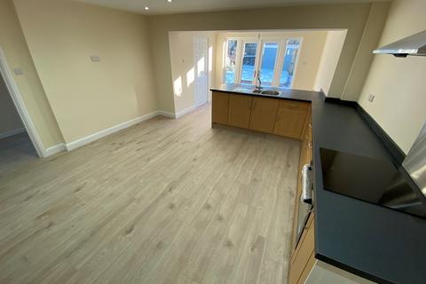2 High Street, Tregaron, SY25 6JU