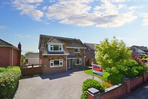 28 Barn Road, Broadstone, BH18 8NJ
