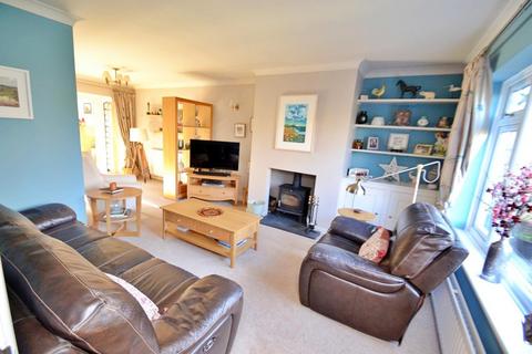28 Barn Road, Broadstone, BH18 8NJ