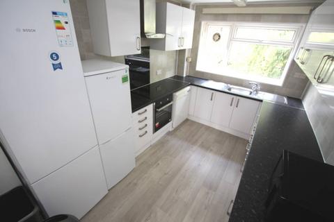 6 bedroom end of terrace house to rent, Oak Hill, Surbiton KT6