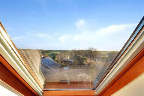 12 Orchard Gate, Dolton, Winkleigh, EX19 8QZ