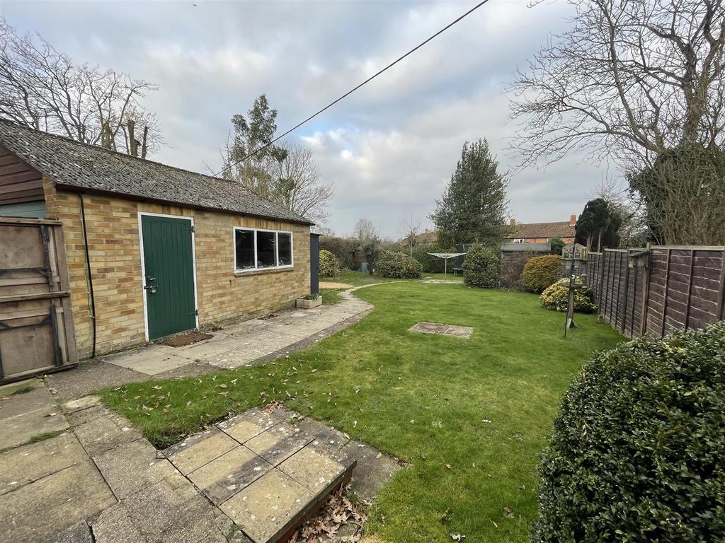 Priory Road, Hungerford 3 bed detached house £540,000