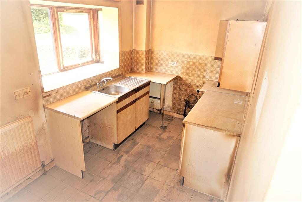 Whitehaven Close, Bromley 1 bed flat for sale £225,000