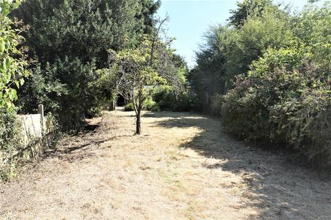 27 Green Way, Bromley, BR2 8EZ