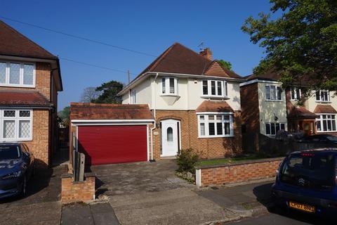 215 Bourne Vale, Bromley, BR2 7LX