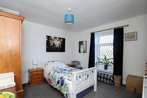 9 Bell Hagg Road, Sheffield, S6 5BR