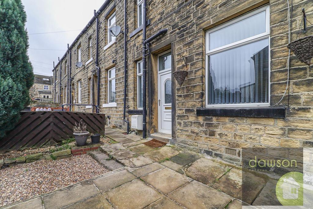 Rochdale Road, Greetland, Halifax 2 bed terraced house £155,000