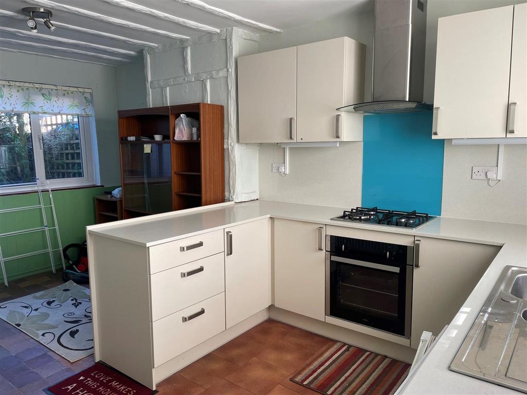 Tir Capel, Llanelli 3 bed semidetached house for sale £125,000