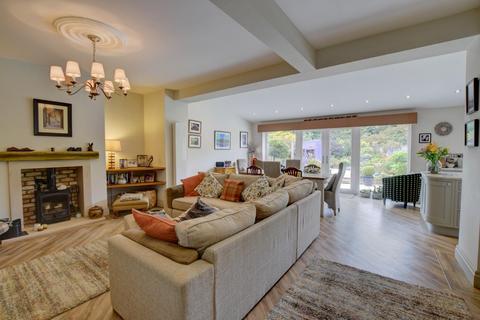 303 Gisburn Road, Barrowford, Nelson, BB9 6AU